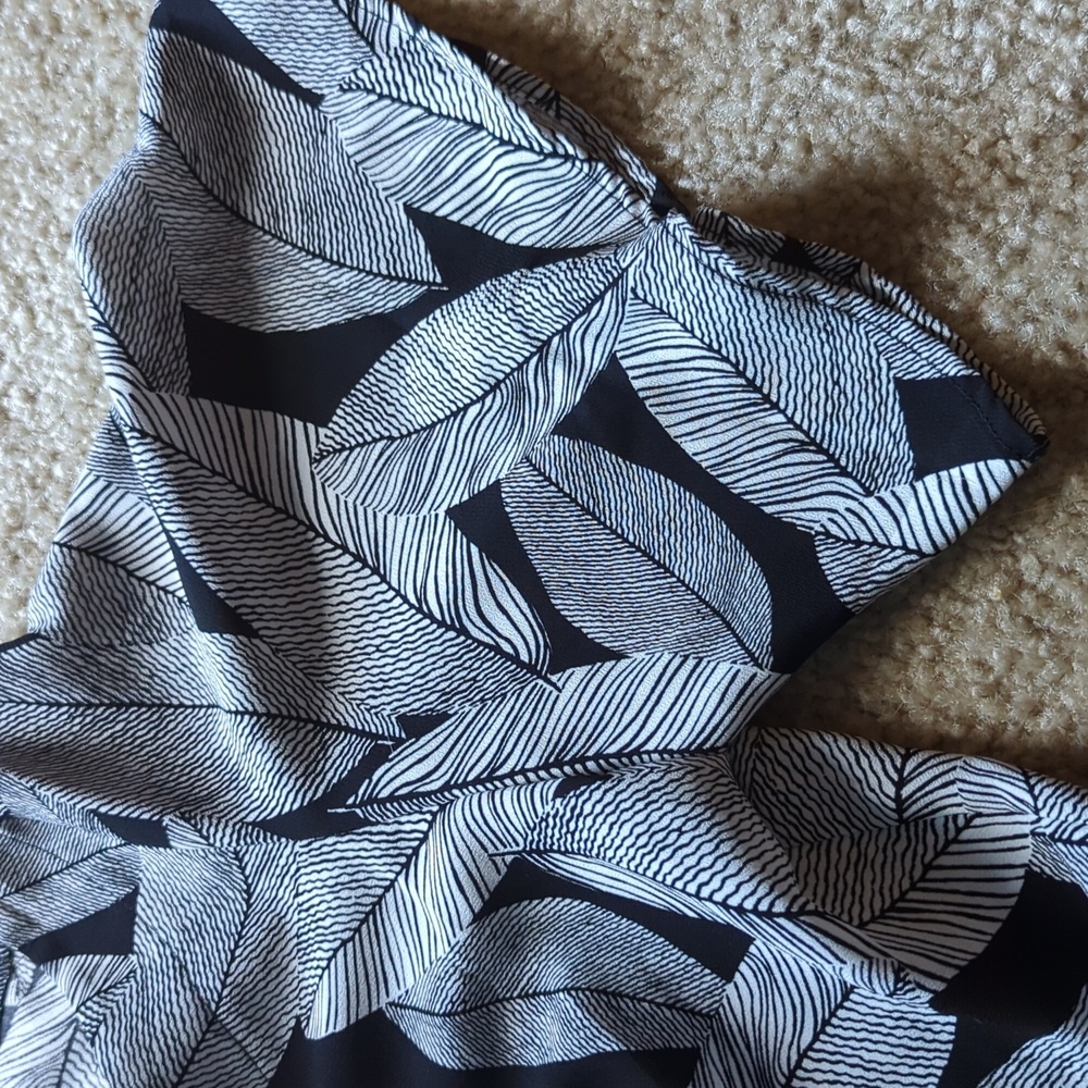 Romper - Picture 3 of 6